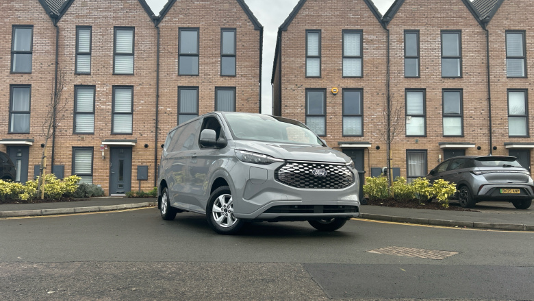 Ford Transit Custom E-320 L1 Rwd 100kW 65kWh H1 Van Limited Auto